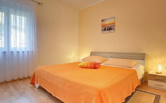 Spacious Apartment in Medulin Near sea