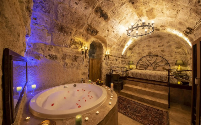 Sunak Cave Hotel