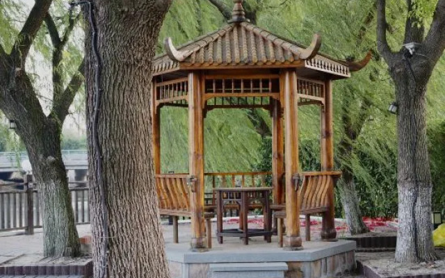 New Chang Ling Hotel