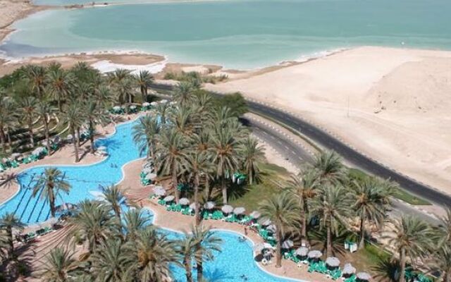 Le Meridien Dead Sea Hotel