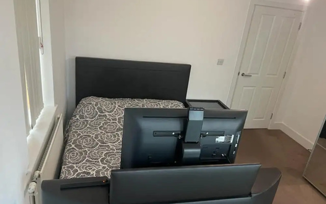 Immaculate 1-bed Apartment in East London