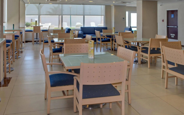 City Express by Marriott Ciudad del Carmen