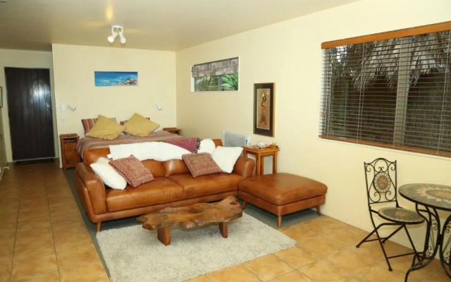 Gems Seaside Lodge