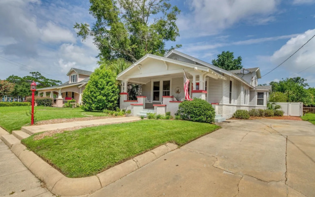 Pensacola Paradise: Furnished Deck & Gas Grill!