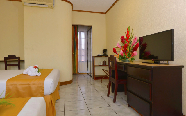 Best Western Hotel & Casino Kamuk