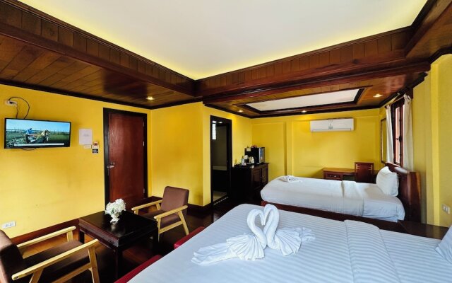 Villa Phonethip Mekong Riverside