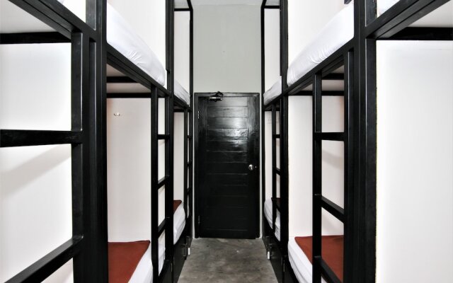 ZEN Hostel Jalan Patimura Legian