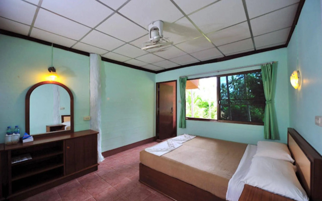 Koh Ngai Resort Trang