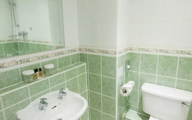 De Vere Tortworth Court