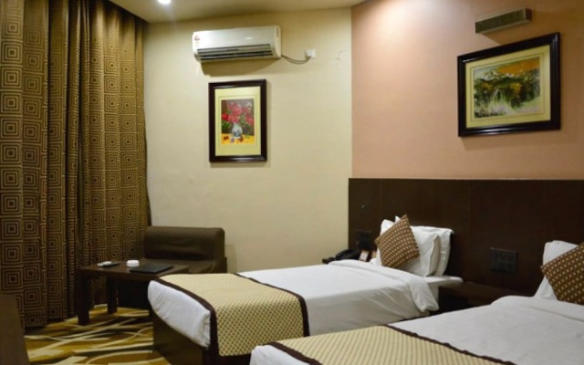Hotel Surya Executive