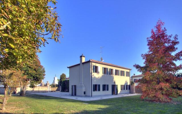 Torre Barbariga Country House,3 Beds,3 Bath,Parking