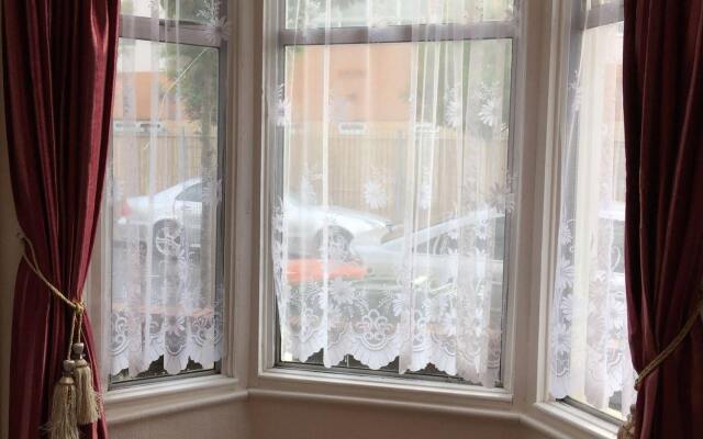 Metro London City Airport