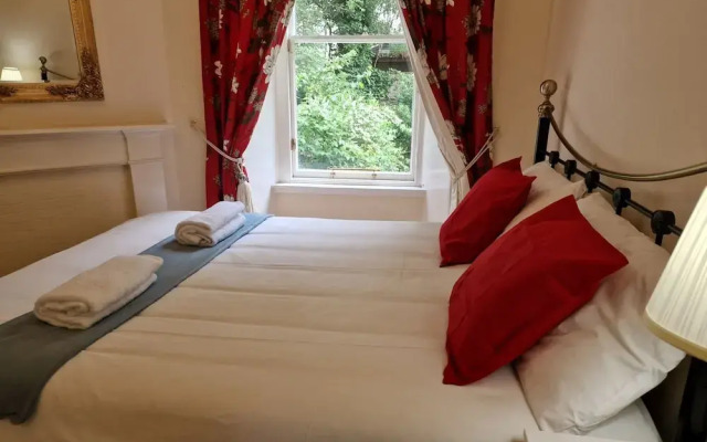 Georgian Two Bedroom Apartment