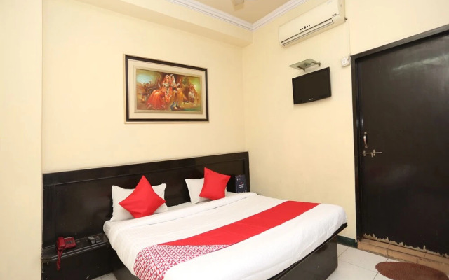 OYO 15848 Hotel Mahajan Palace