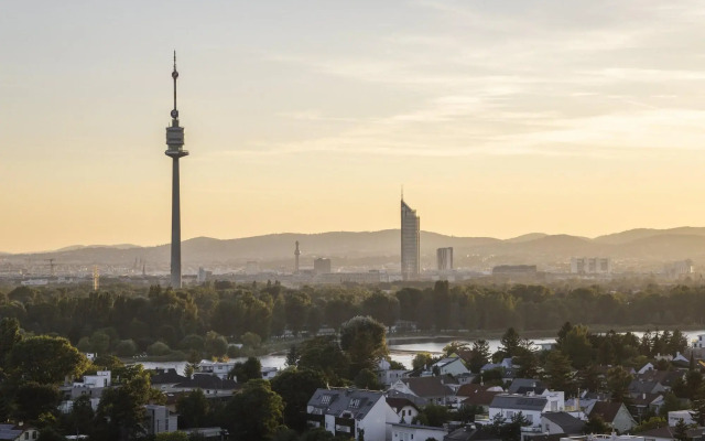 Citadines Danube Vienna