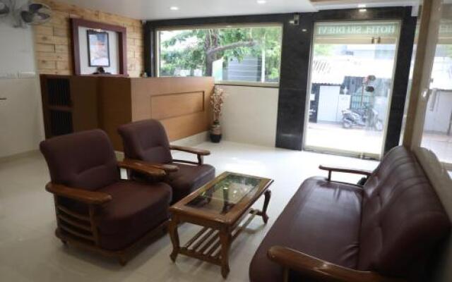 Hotel Sri Dhevi