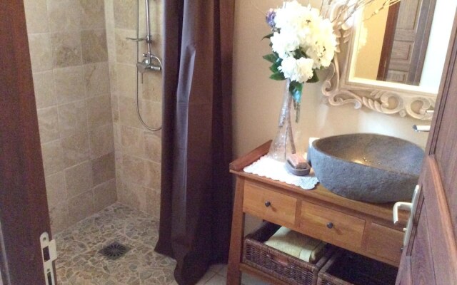 Apartment With one Bedroom in Saint Joseph, With Pool Access, Enclosed