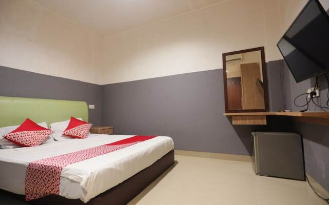OYO 92988 City Room