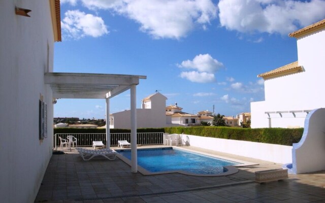 Villa - 3 Bedrooms with Pool - 101343