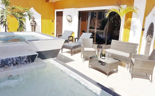 WOWLAND Luxury Villa Pattaya 8 BR
