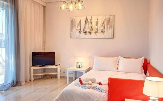 Beautiful Apartment in Glyfada Center