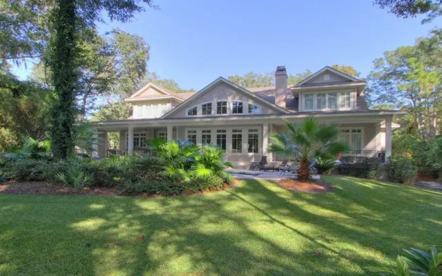 Sea Escape by RedAwning