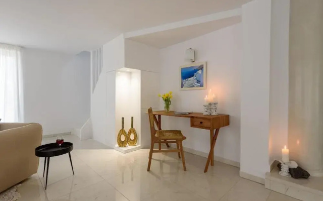 Phaos Cellaria Estate
