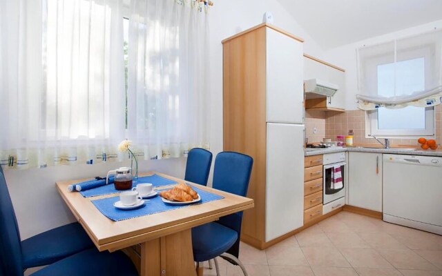 Amazing Apartment in Vabriga With 2 Bedrooms and Wifi