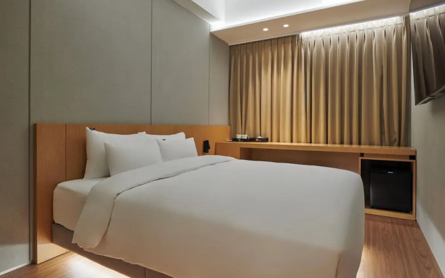 88 Hotel