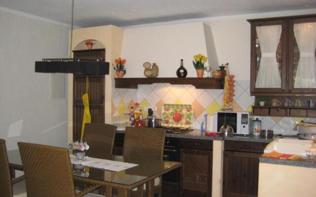 Casa sobre el Mar, a beautiful Oasis 1000m from beach