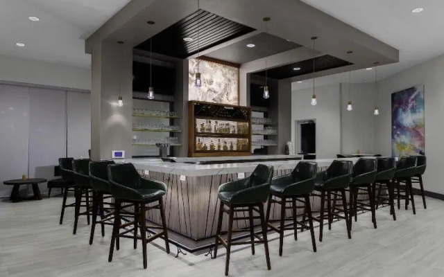Hyatt House Charlotte / Rea Farms