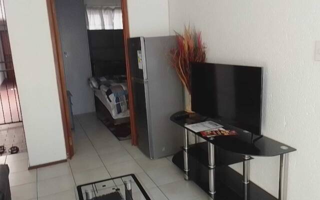 One Bedroom Unit In Central Sandton