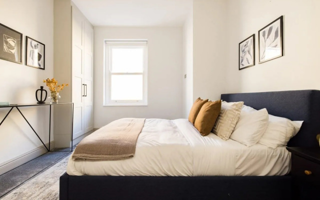 The Greenwich Hideaway - Glamorous 4bdr House With Garden