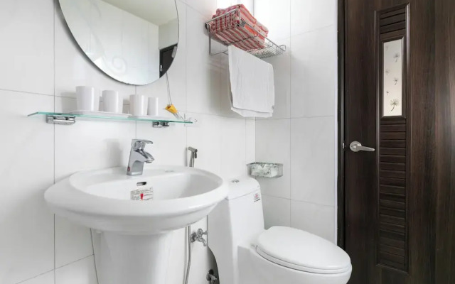 Bear In Love with Jenny B&B