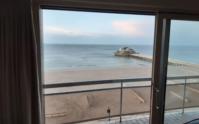 Serena Waterbed Seaview