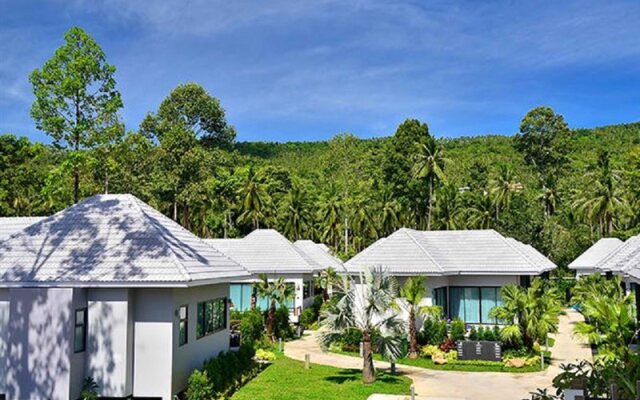 First Sea View Samui Hotel & Resort