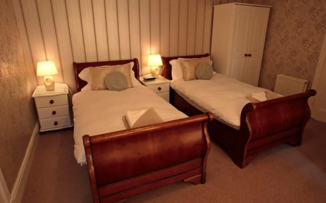 Rowan Tree Country Hotel