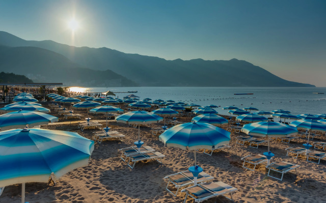 Mediteran Hotel & Resort