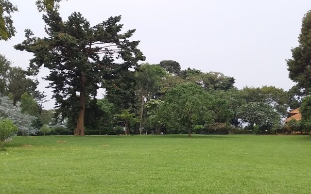 The Estate Ebwerenga