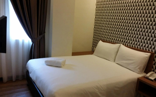 D Elegance Hotel