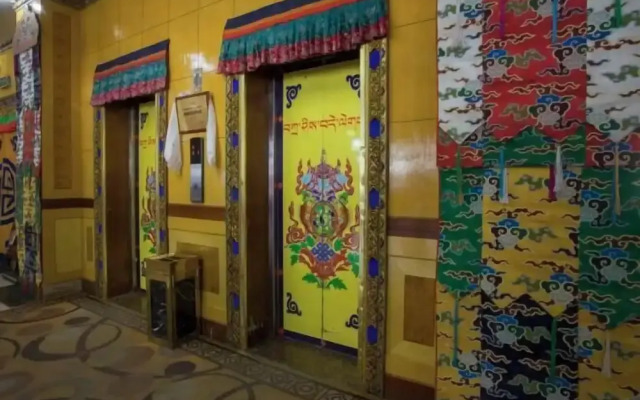 Gangjian Hotel