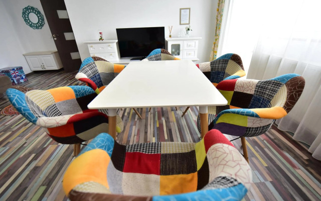 Mountain View Apartment