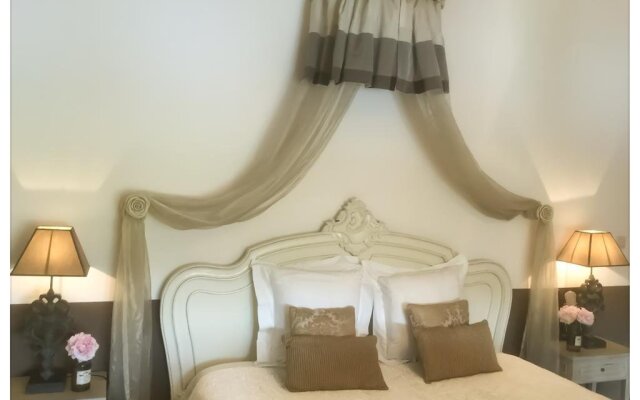 Le Manoir Ivoire