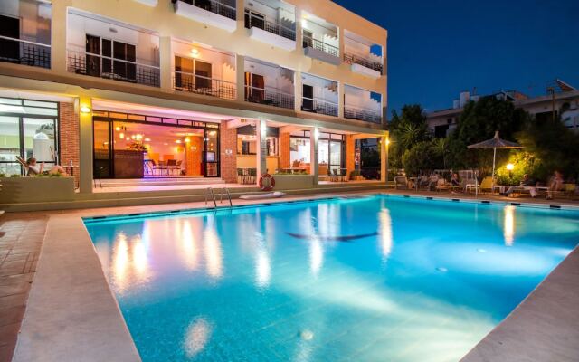 Mikes House Hotel