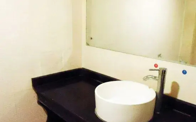 Jinli Business Hotel