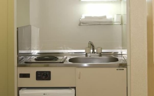 Aoi Hotel