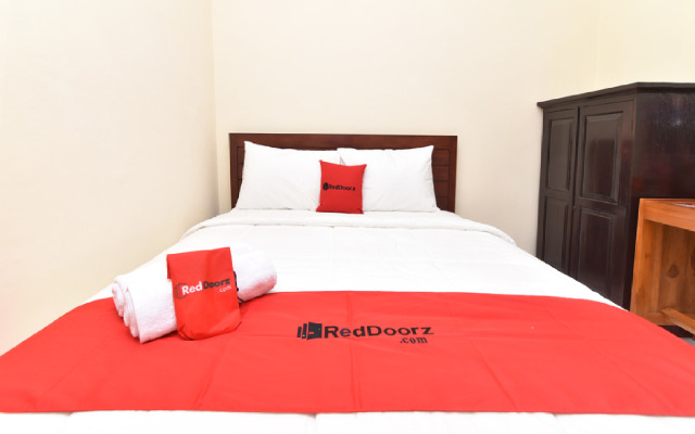 RedDoorz Plus @ Singaraja