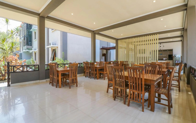Grand Senggigi Hotel