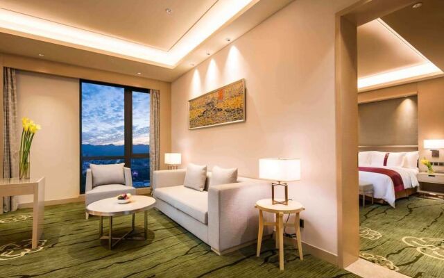 Holiday Inn Chongqing University Town