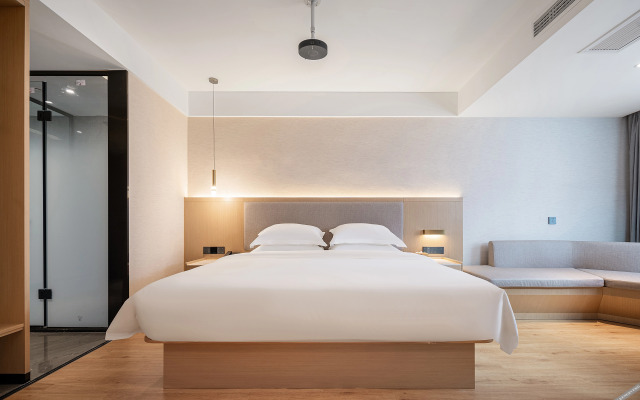 Shiyue Hotel (Gaoxian Fortune Center Store)